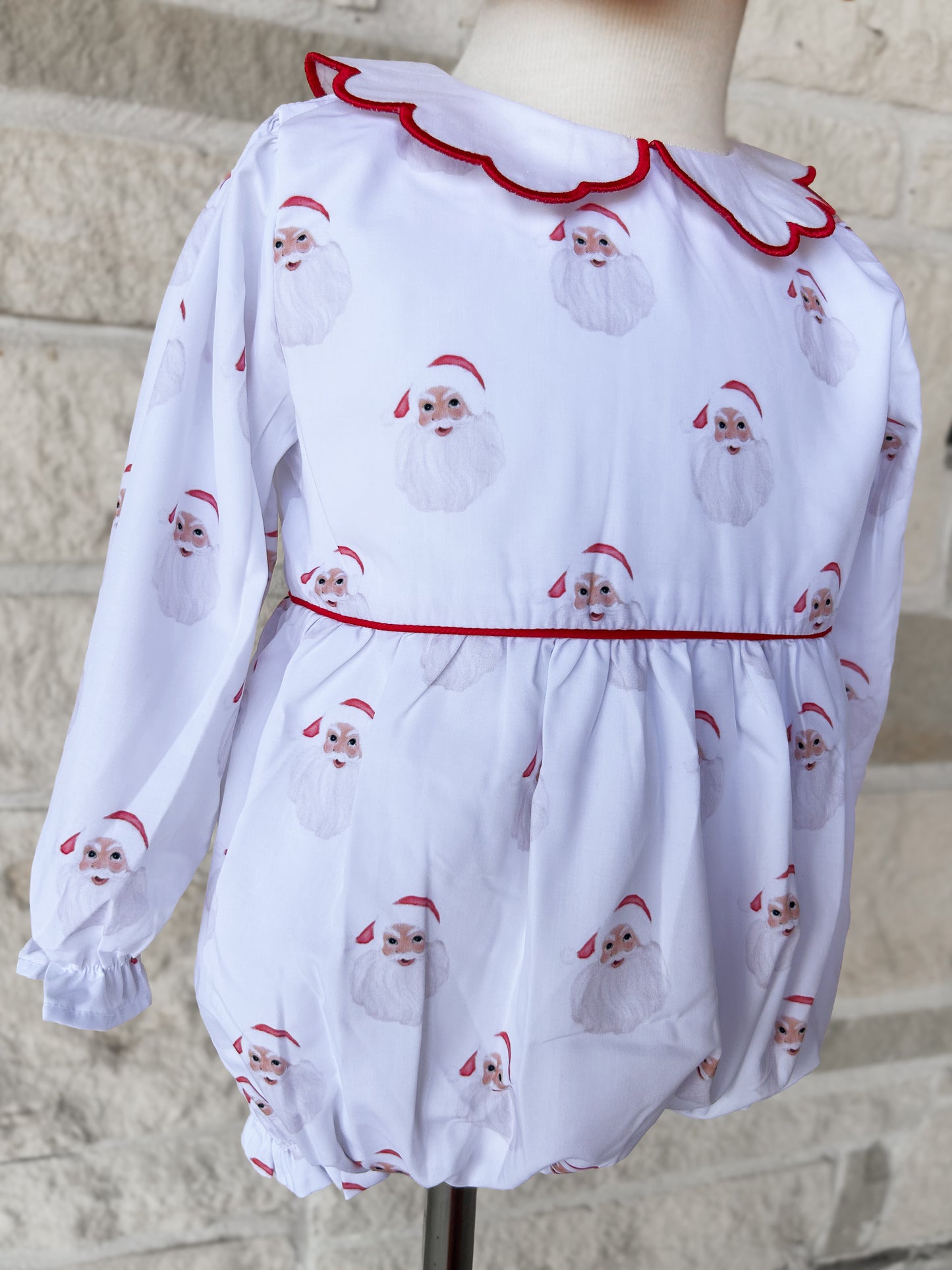 Hamner Hill Sleigh Bells Scalloped Collar Bubble