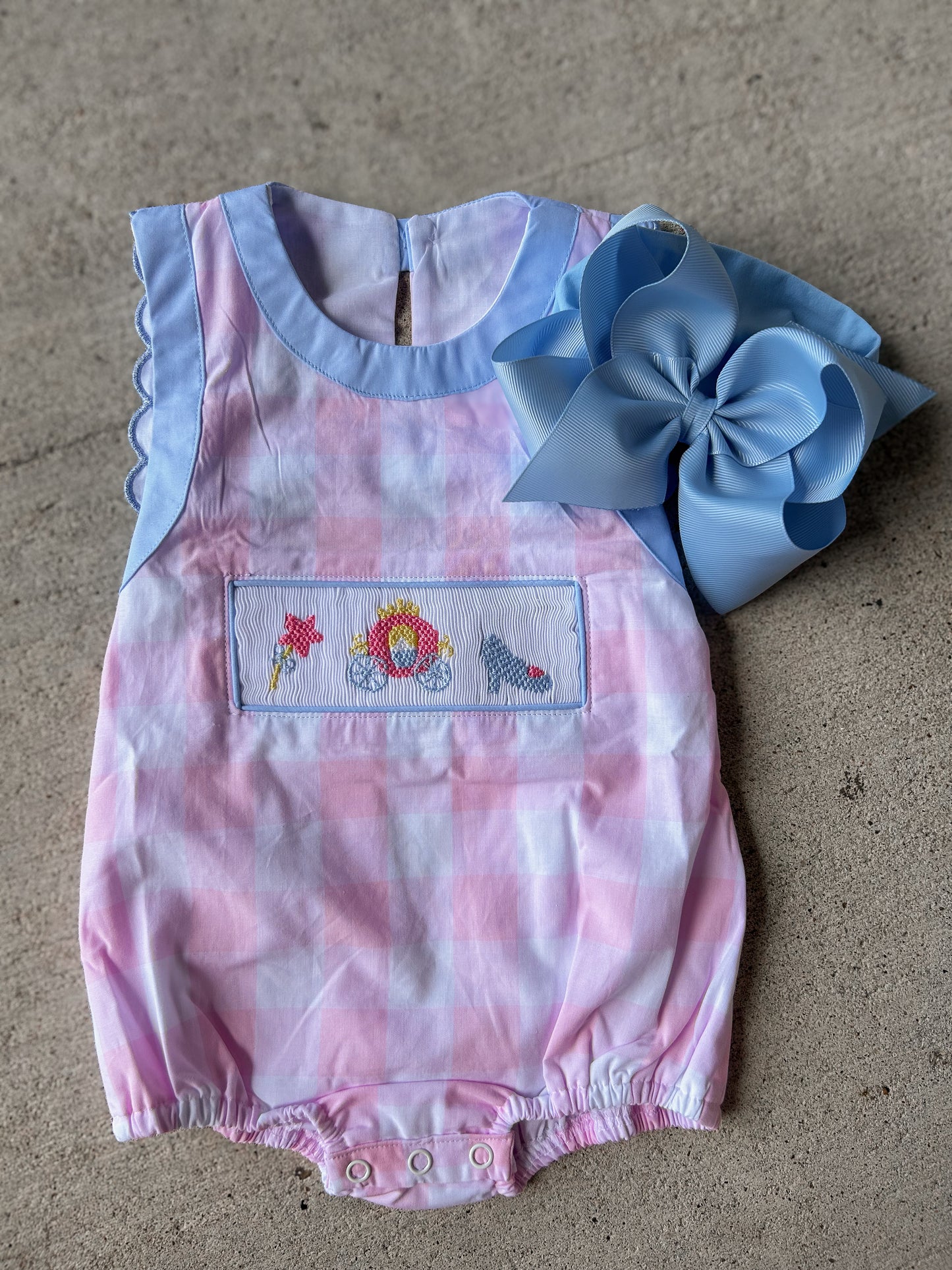 Smocked Flamingo Princess Carriage Bubble