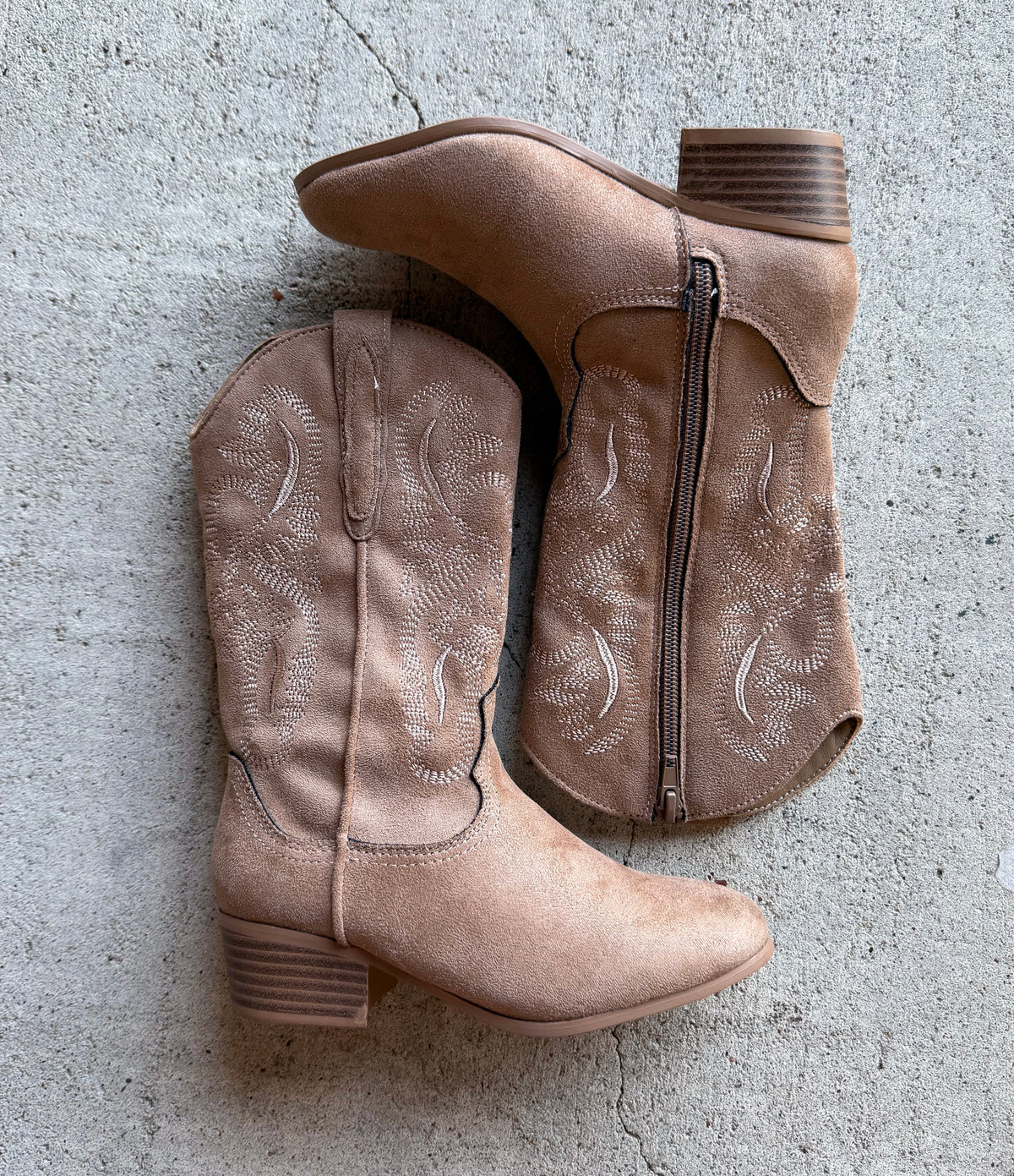 Mia Boots