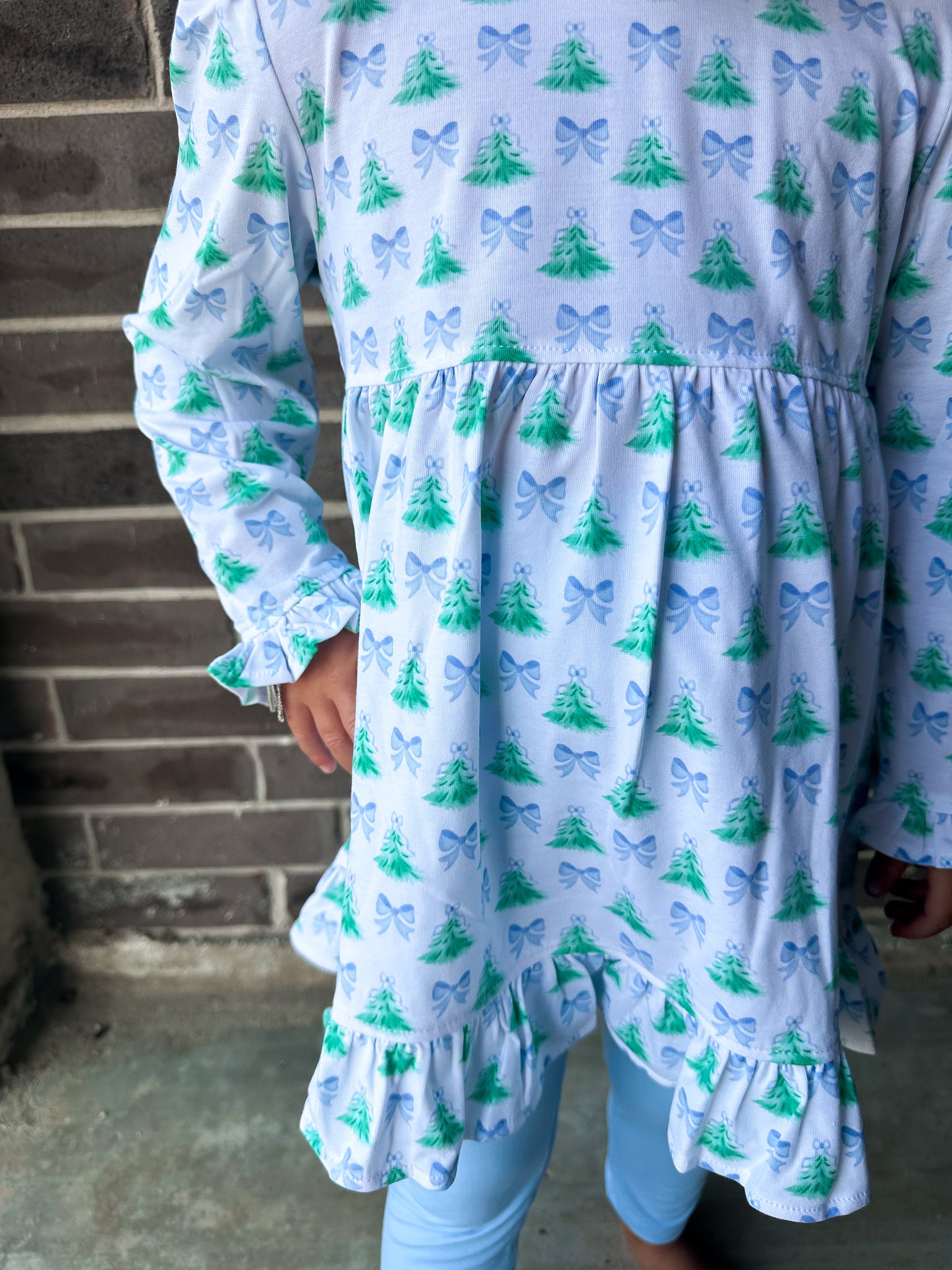 Three Sisters Christmas Tree & Bows Legging Set