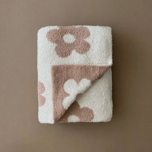 Latte Daisy Plush Blanket