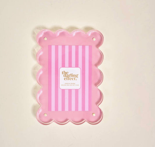 Darling Effect Blush Rectangle Scalloped Picture Frame