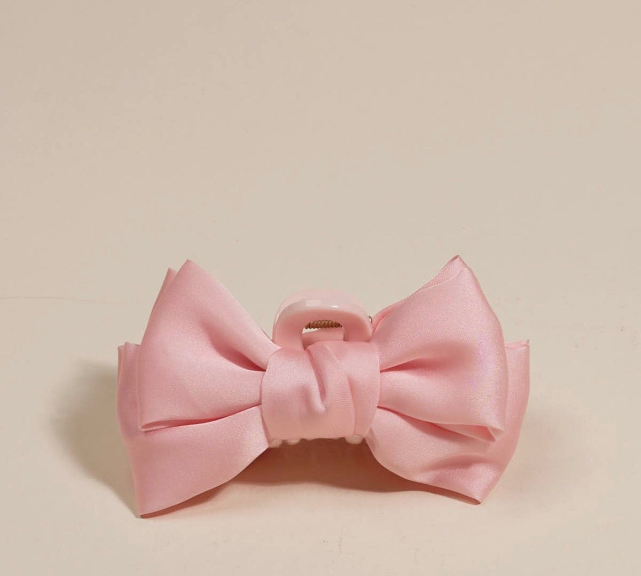 Darling Effect Blush Satin Bow Claw Clip