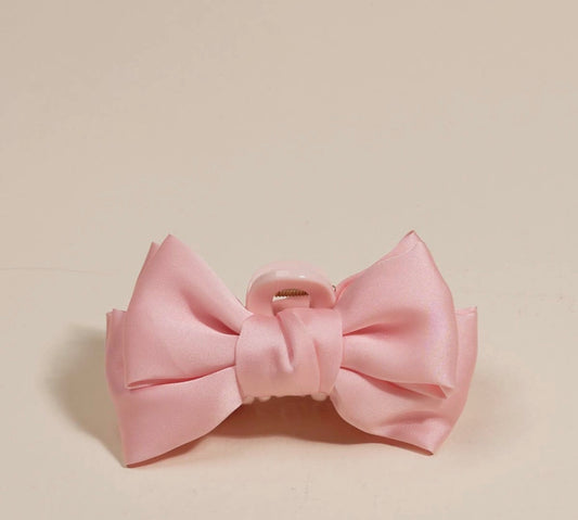 Darling Effect Blush Satin Bow Claw Clip