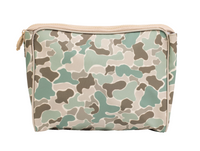 Apple Of My Isla Camo Go Bag