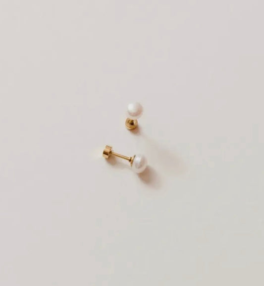 Pip Pop Post Pearl Studs