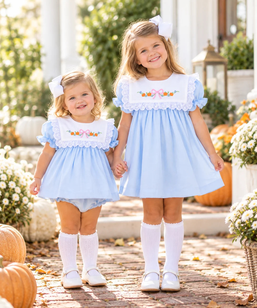 The oaks blue pumpkin bloomer set