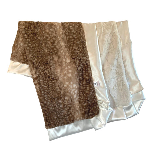 Rockin Royalty Fawn Straight Trim Blanket