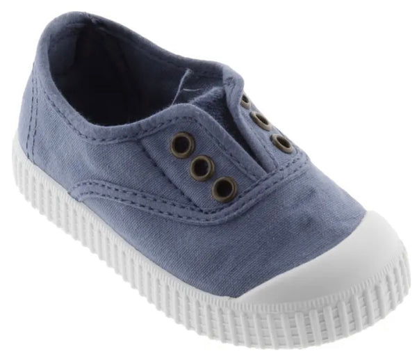Victoria Azul Slip-On Sneaker